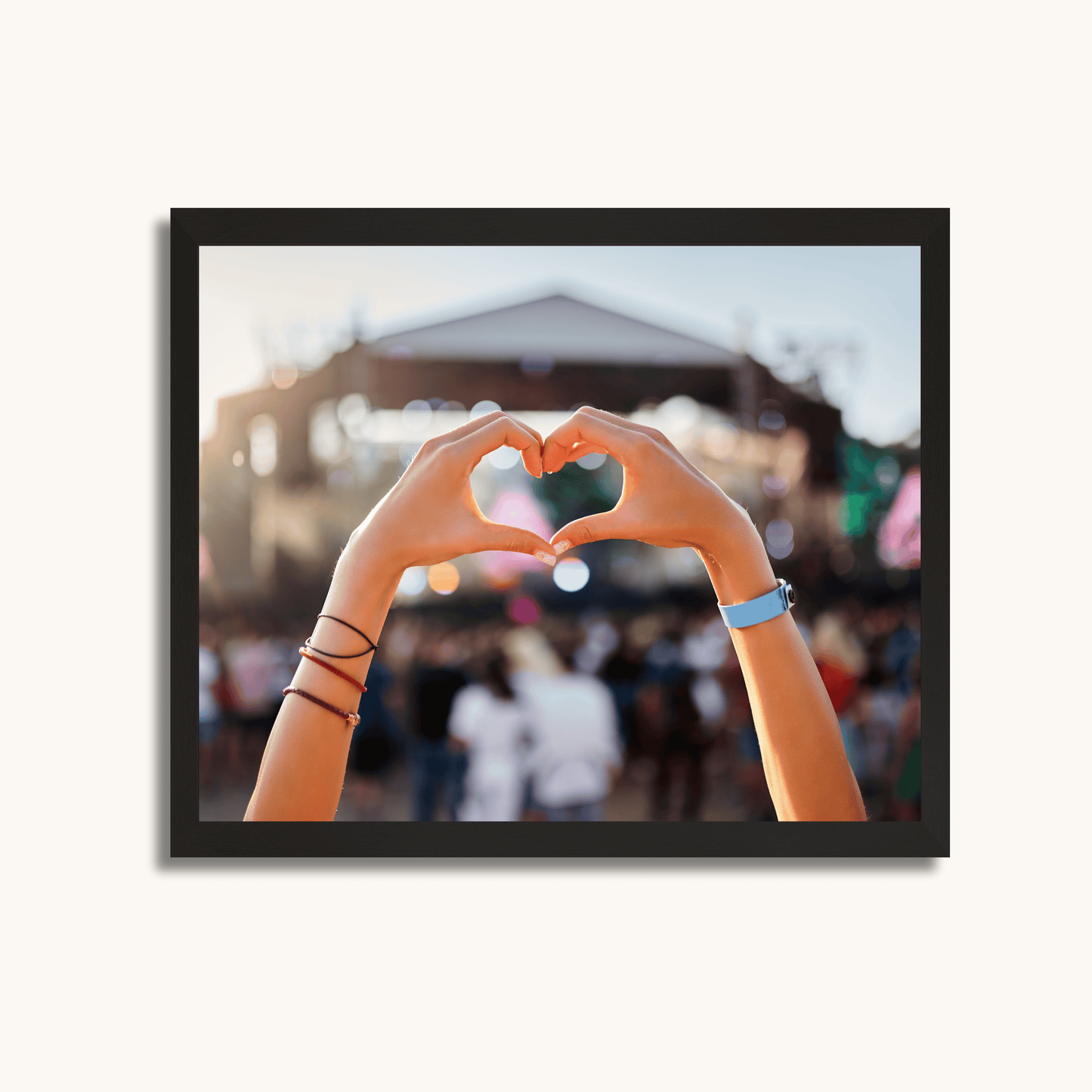 Heart of the crowd