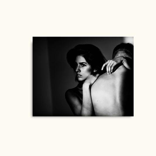 Embrace in shadow